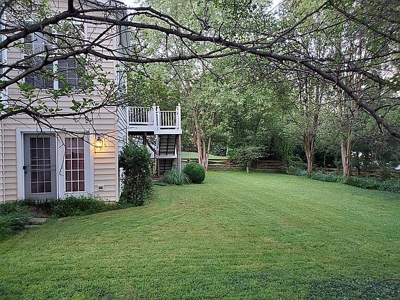 3rd image of 19022 Abbey Manor Dr