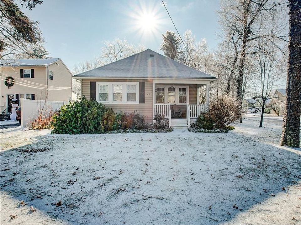 1st image of 42 Burnside Ave