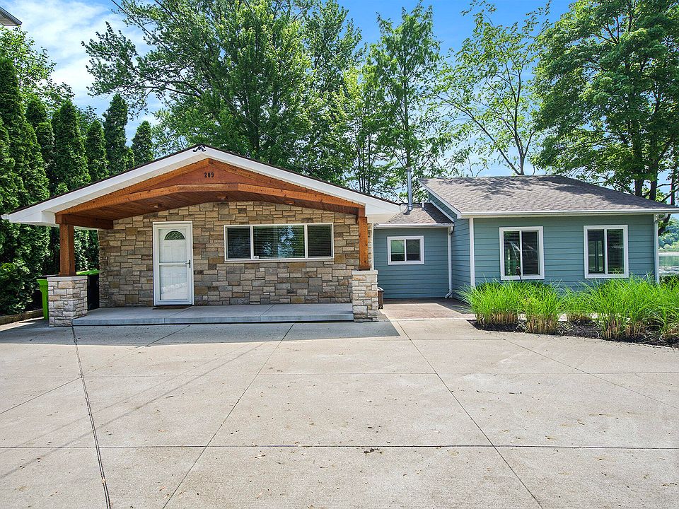 1st image of 209 Charlotte Dr