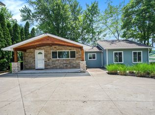 209 Charlotte Dr, Novi, MI