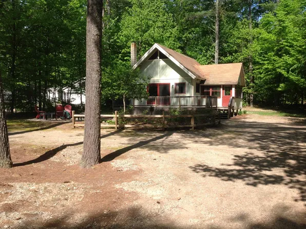 6 Oakwood Drive, Ossipee, NH 03814