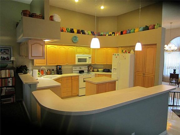4th image of 626 Centerwood Dr