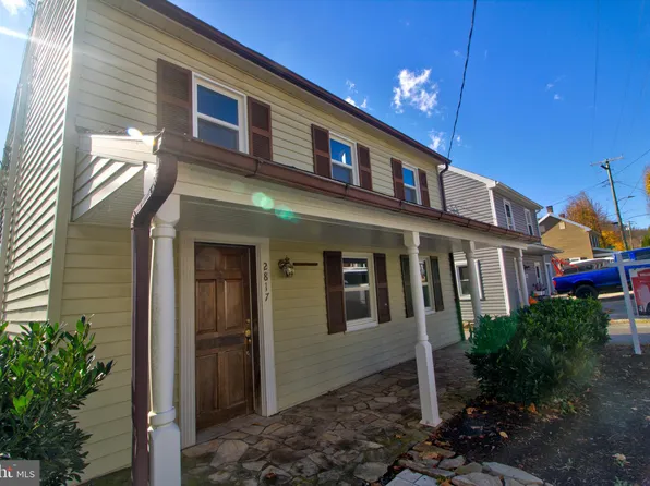 2817 Snydersburg Rd, Hampstead, MD 21074