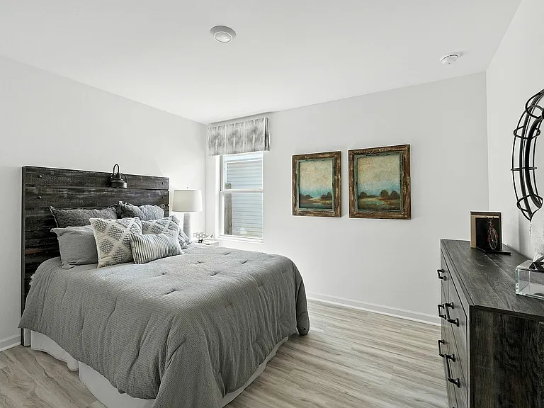Cullen Bedroom 4