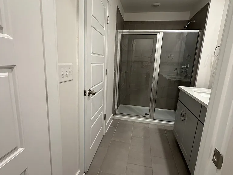 814 Thread Way — Photo 18