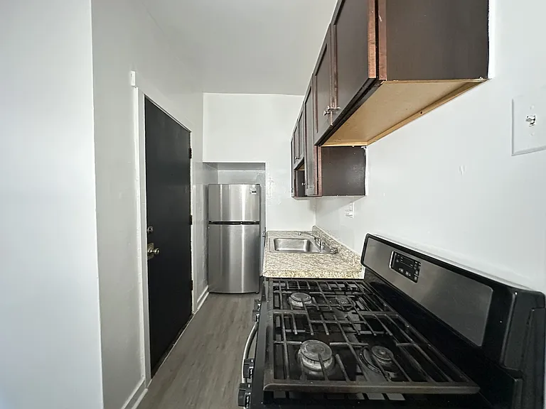 931.5 W Sunnyside Ave #E3 — Photo 3