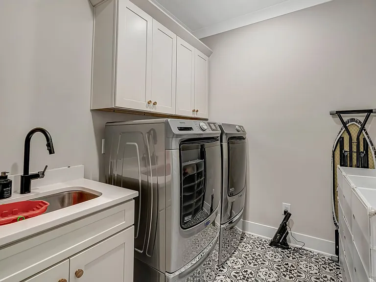 3270 Sassafras Ln — Photo 30