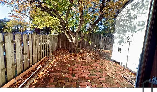 8 Radford Pl — Photo 9