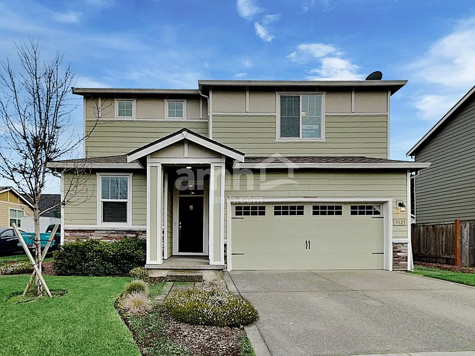 9125 NE 167th Ct
