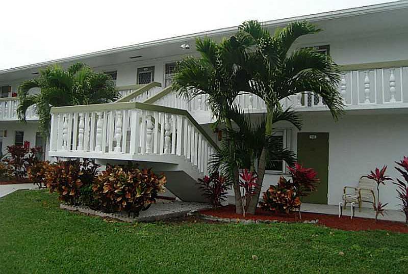 1st image of 132 Newport I #132