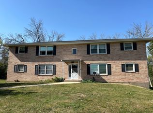 1725 Hamblin Ct UNIT 4, Dubuque, IA 52002