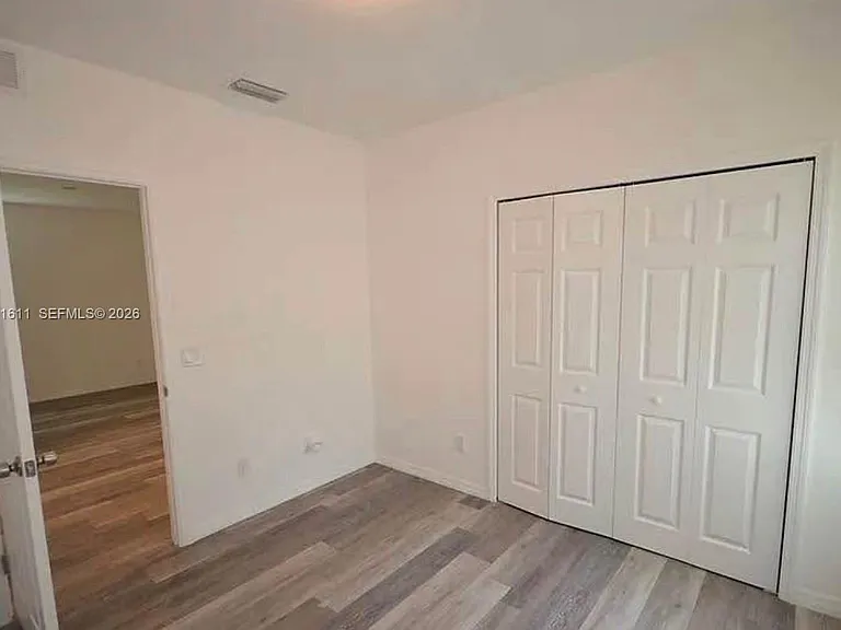 2221 Carver Ave — Photo 5