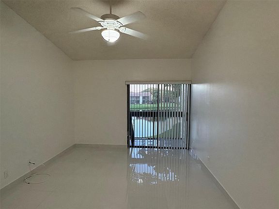 3rd image of 2035 SW 15th St APT 190
