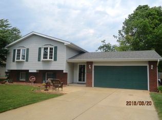 6856 W 85th Pl, Crown Point, IN 46307