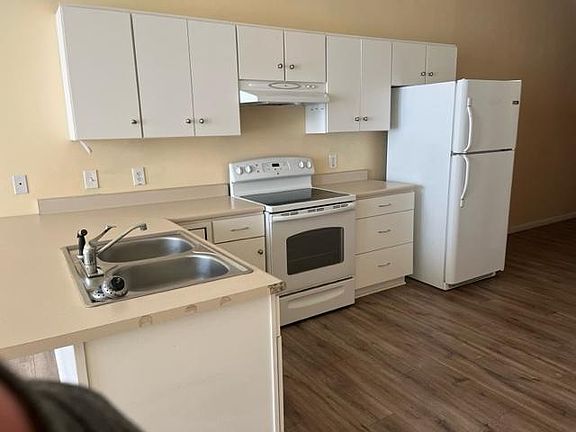 5th image of 150 Main St #1
