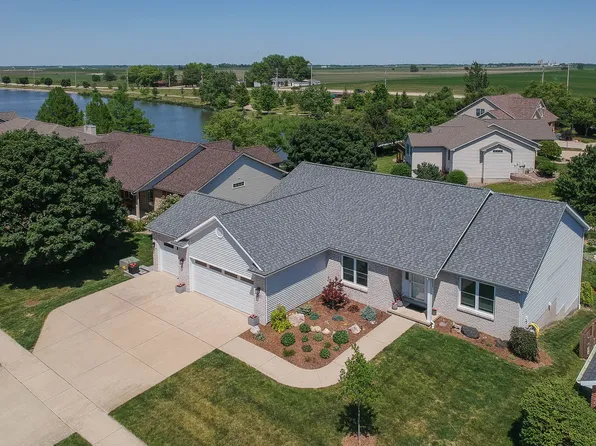 2402 Sanford Ln, Normal, IL 61761