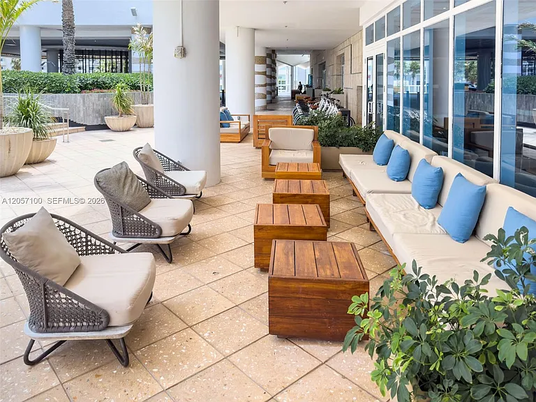 6799 Collins Ave #1103 — Photo 39