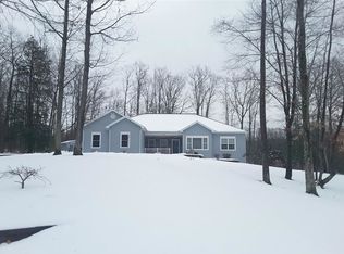 26 Azalea Dr, Apalachin, NY 13732