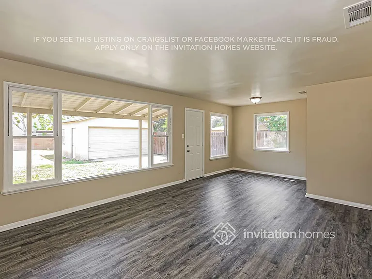 6910 Malibu Dr — Photo 4