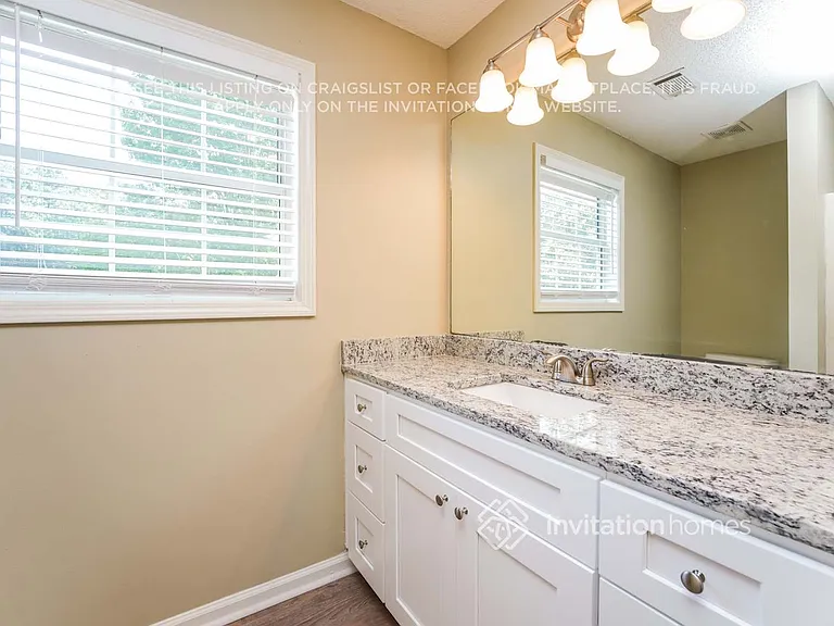 2875 Cove Crossing Dr — Photo 15