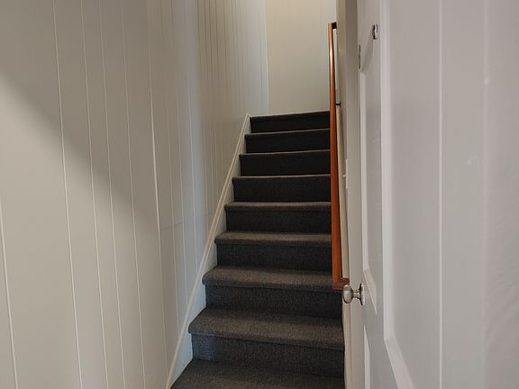 Stairway to 3BR Apartment