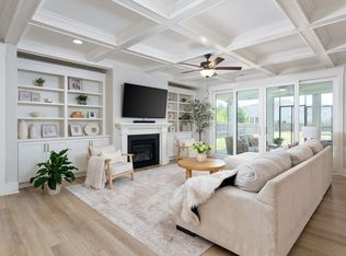 8373 Penny Royal Ln, Wilmington, NC 28412