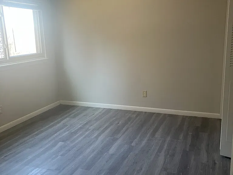 300-306 Polk St — Photo 11