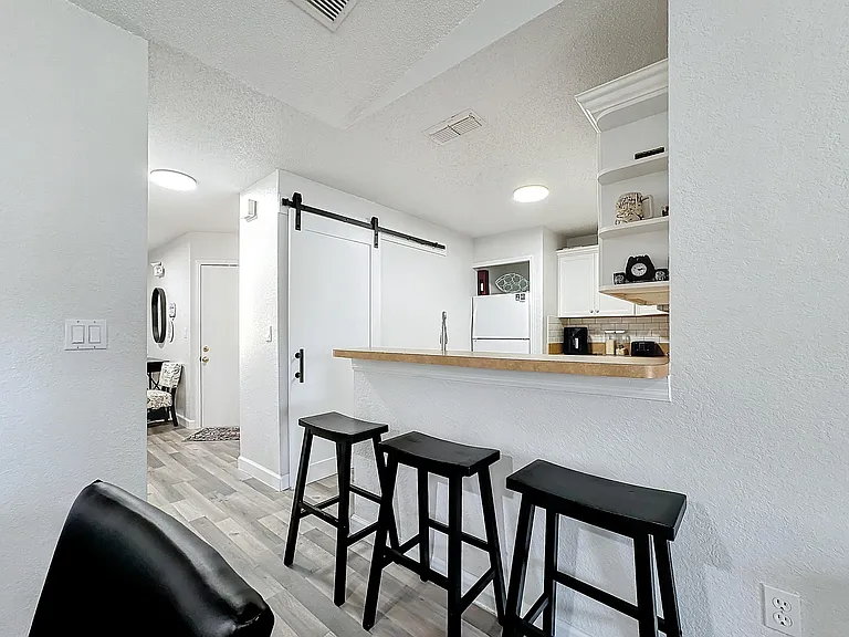 Eating Counter Space
