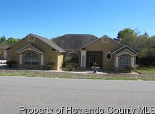 10320 Calico Warbler Ave, Weeki Wachee, FL 34613