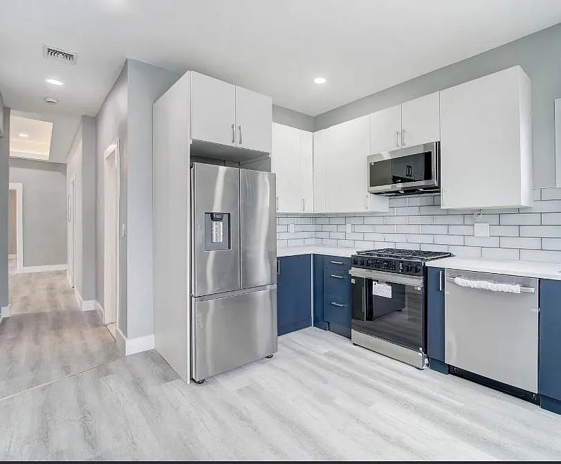 3 bed, 2.0 bath, $2,750 — Photo 2