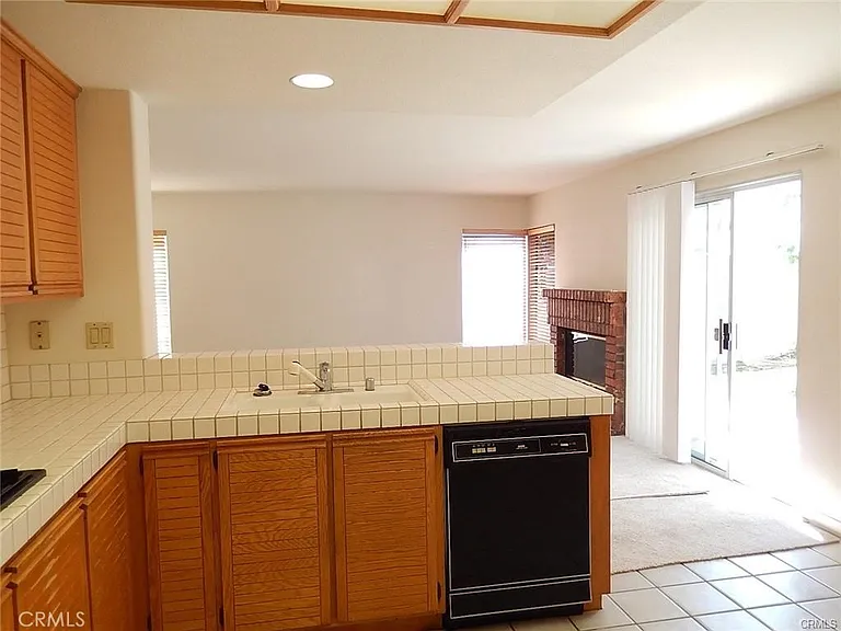 13311 Saratoga Dr — Photo 29
