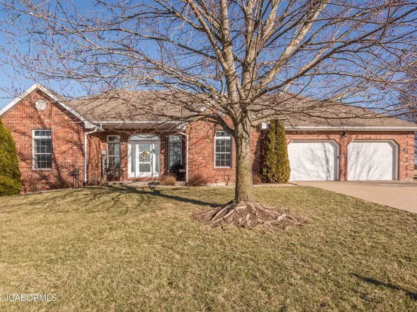 13615 Redfield Dr, Eugene, MO 65032