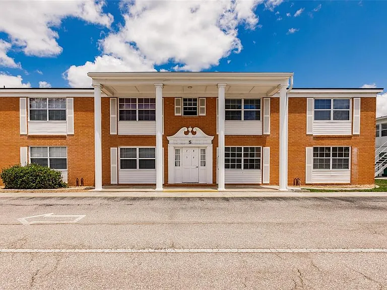 4158 Tamiami Trl #S6 — Photo 1