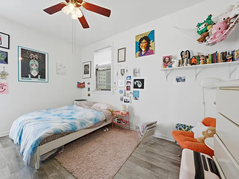 903 W 19th St #3 — Photo 9