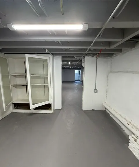 2309 S 22nd St — Photo 13