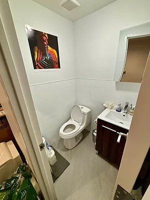 Rented by Minotaur Management | media 9