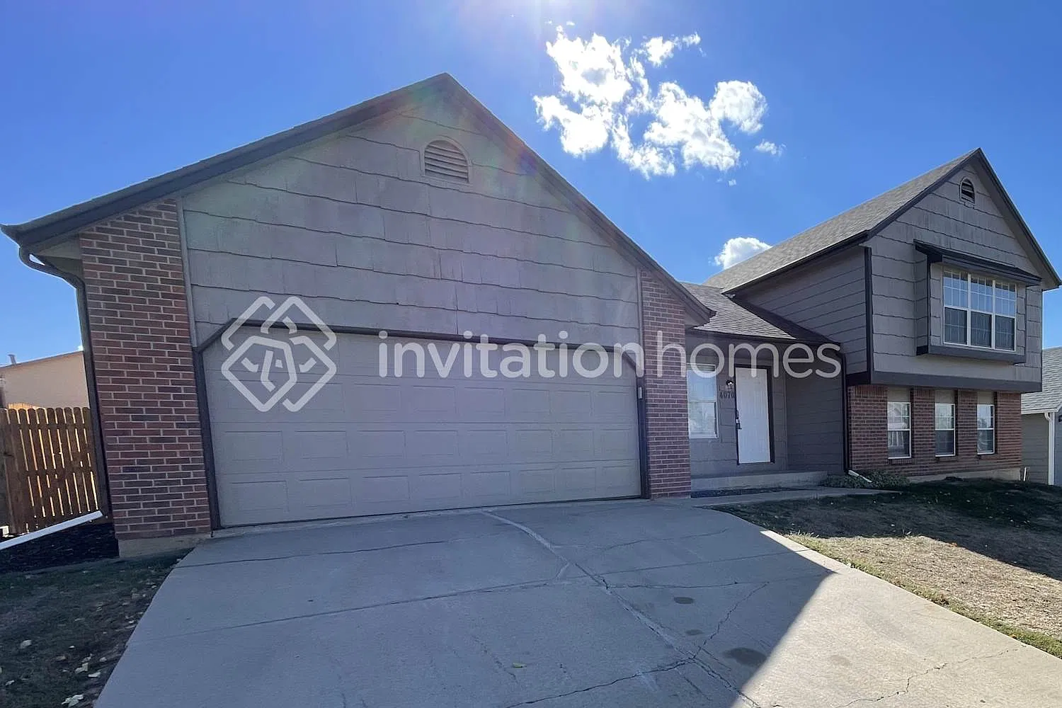 4070 S Espana Way Aurora, CO 80013 — Photo 1