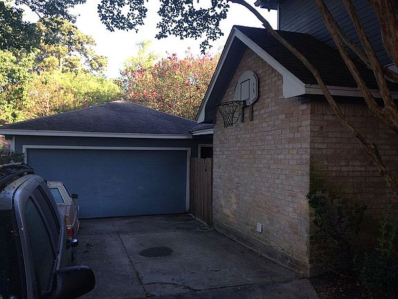 Up to a game of hoops ?