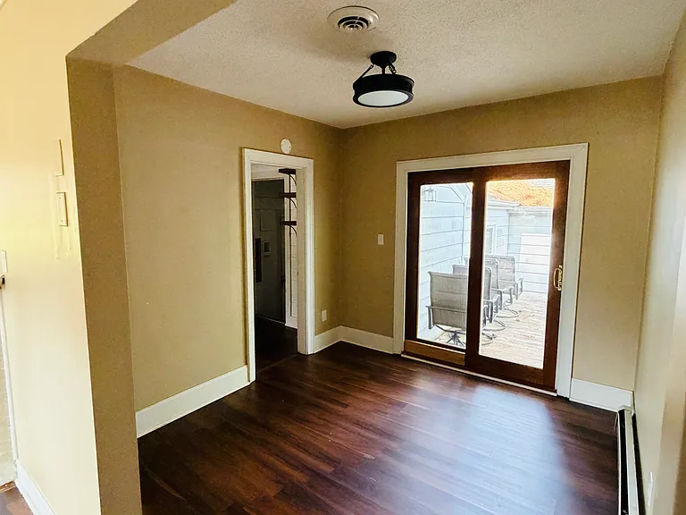 211 Causey Ave — Photo 8