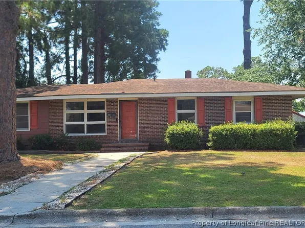 1206 E 14th St, Lumberton, NC 28358