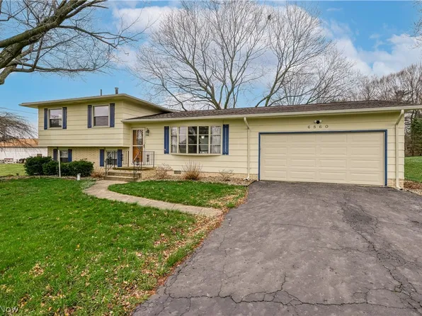 6860 Beridge St, Louisville, OH 44641