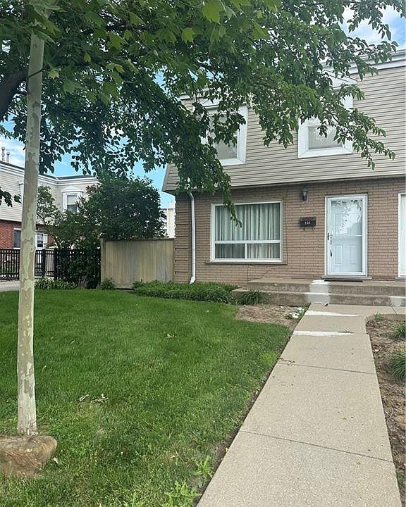1st image of 104 Neil Ave