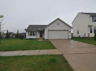 7210 Royal Troon Dr, Ypsilanti, MI