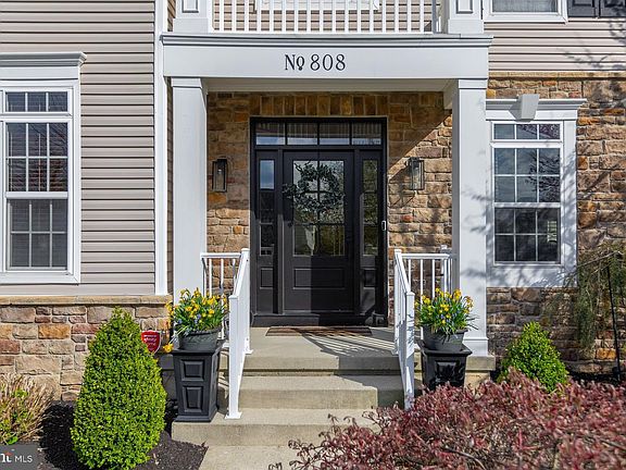 5th image of 808 Derius Dr