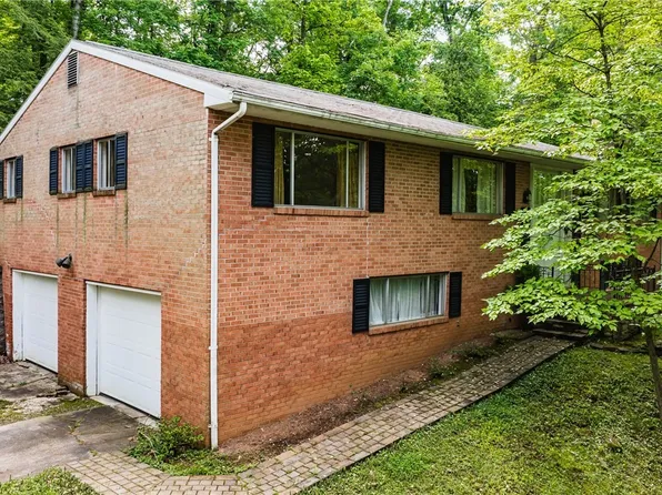 34 Woodland Park Dr, Parkersburg, WV 26104