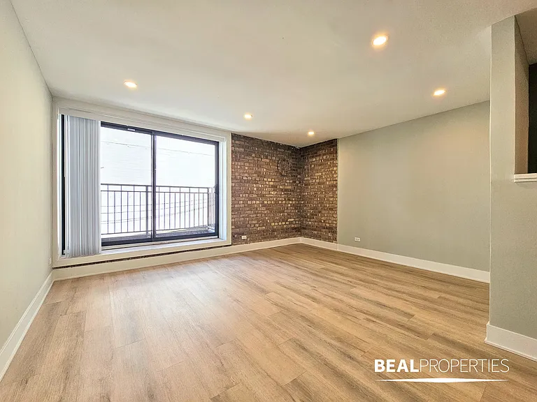 1220 North LaSalle Street — Photo 16