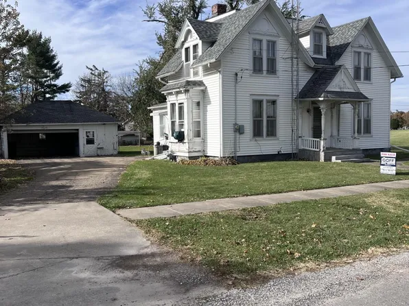 200 N 6th St, La Harpe, IL 61450