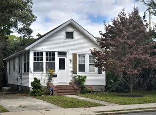 104 W Poplar Ave, Linwood, NJ 08221