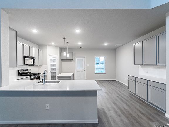 5th image of 14732 Sycamore Crossing