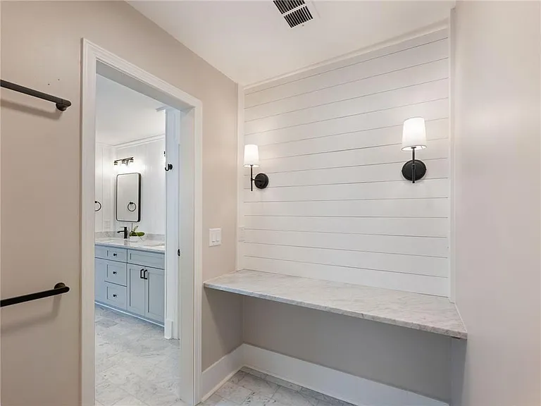 3965 Hamilton View Way — Photo 42